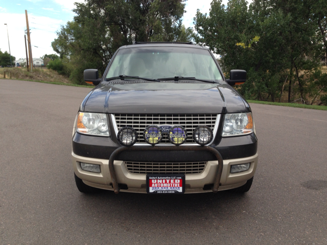 2006 Ford Expedition E320 - Extra Sharp