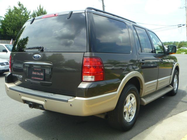 2006 Ford Expedition E320 - Extra Sharp