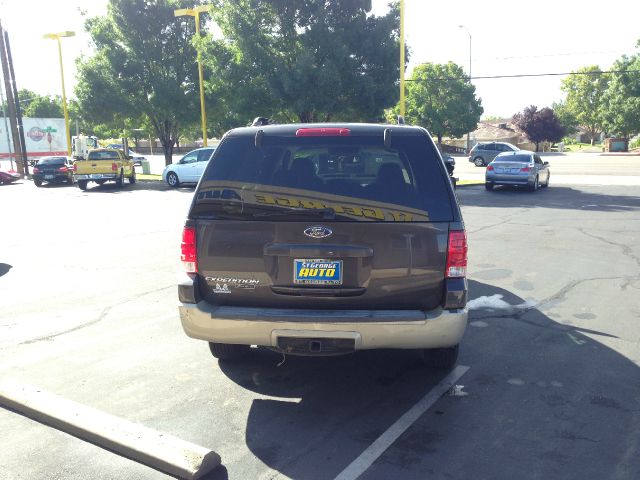 2006 Ford Expedition E320 - Extra Sharp