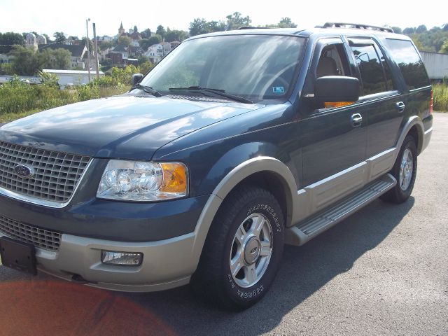 2006 Ford Expedition E320 - Extra Sharp