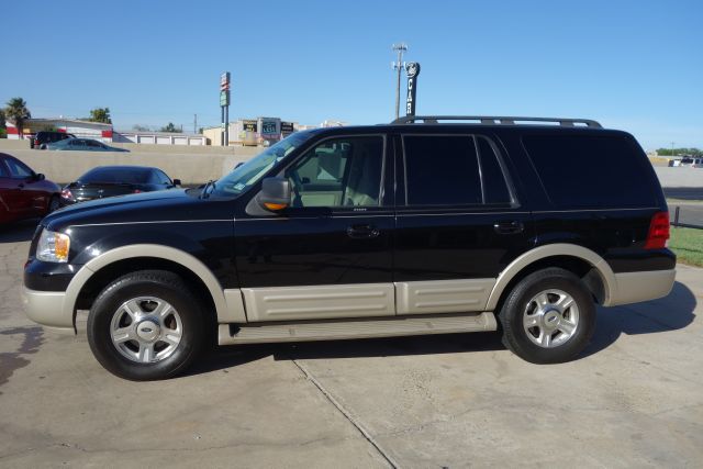 2006 Ford Expedition E320 - Extra Sharp