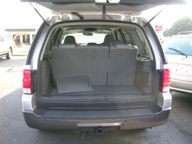 2006 Ford Expedition SL 4x4 Regular Cab