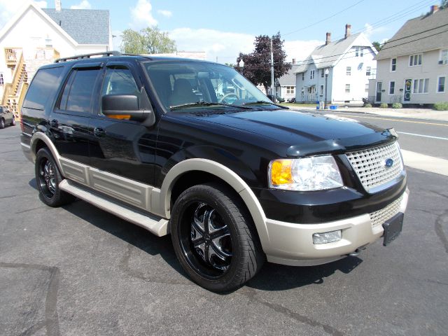 2006 Ford Expedition E320 - Extra Sharp