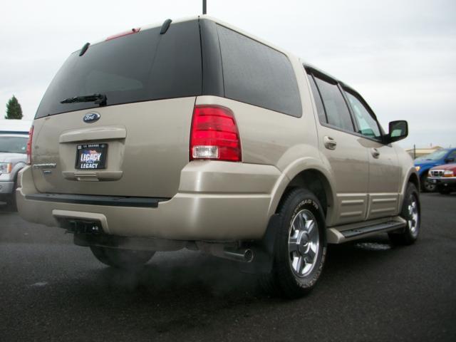 2006 Ford Expedition SLT 25