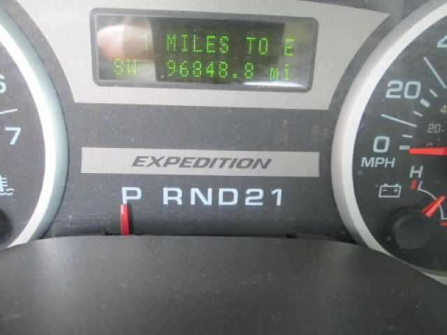 2006 Ford Expedition E320 - Extra Sharp