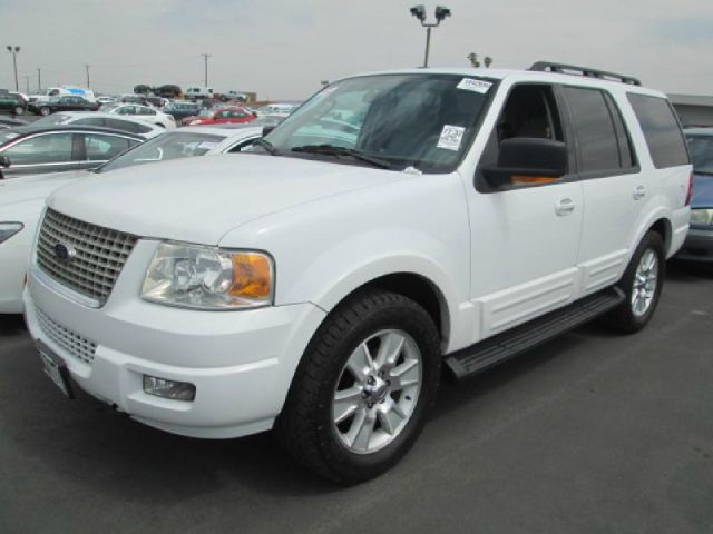 2006 Ford Expedition E320 - Extra Sharp