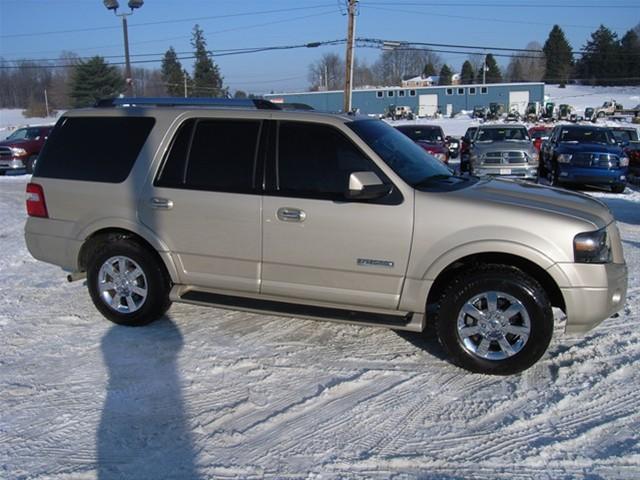 2007 Ford Expedition SLT 25