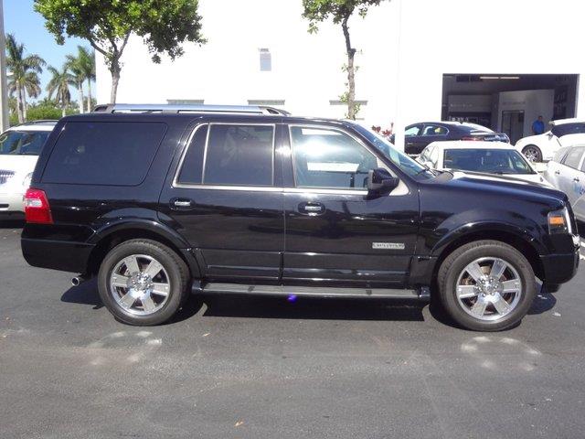 2007 Ford Expedition SLT 25