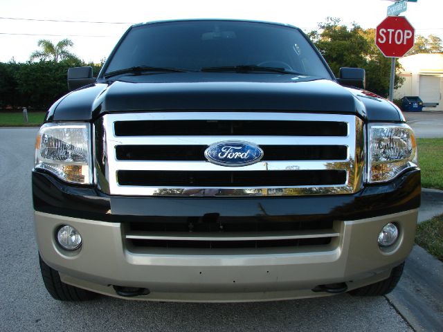 2008 Ford Expedition E320 - Extra Sharp