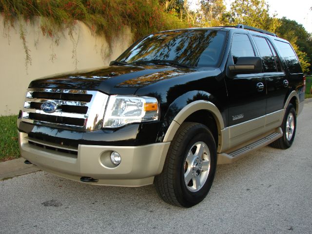 2008 Ford Expedition E320 - Extra Sharp