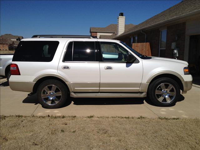 2010 Ford Expedition XL XLT Work Series
