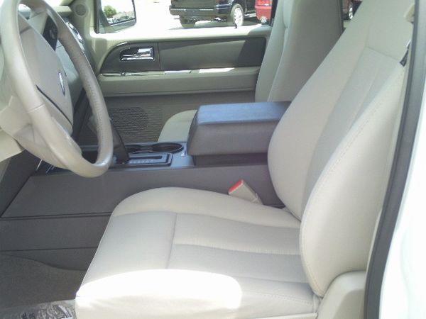 2011 Ford Expedition C300 4dr Sdn 3.0L Sport RWD Sedan