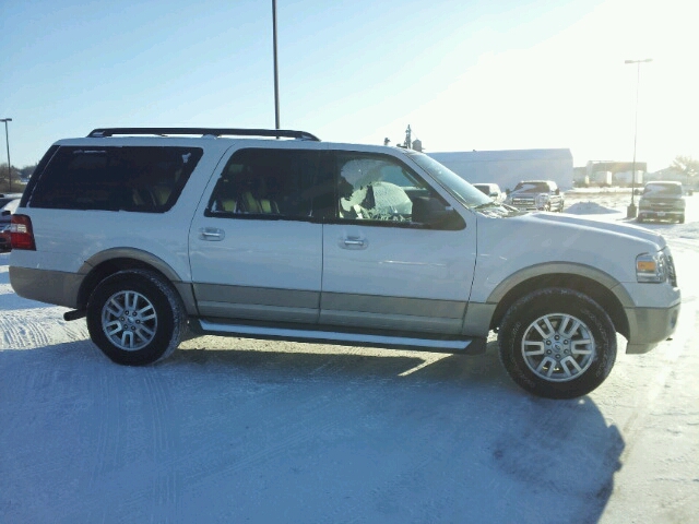 2012 Ford Expedition SXT Minivan