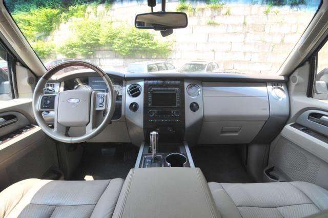 2007 Ford Expedition EL SLT 25