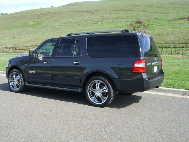 2007 Ford Expedition EL Xtronic CVT LE