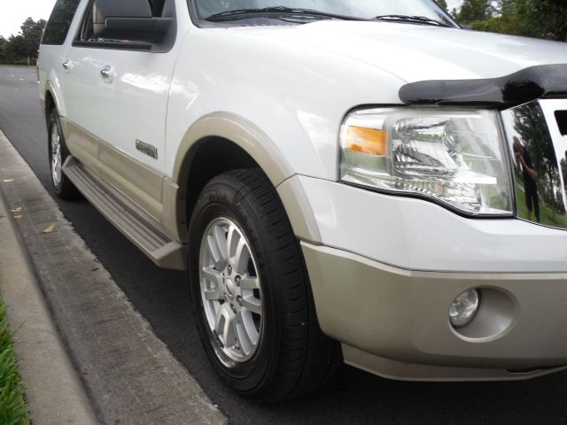 2007 Ford Expedition EL Cavalier