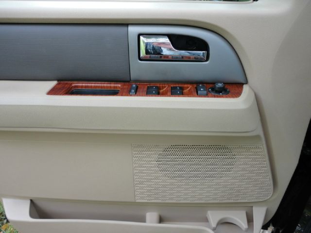 2007 Ford Expedition EL Cavalier