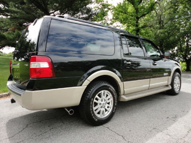 2007 Ford Expedition EL Cavalier