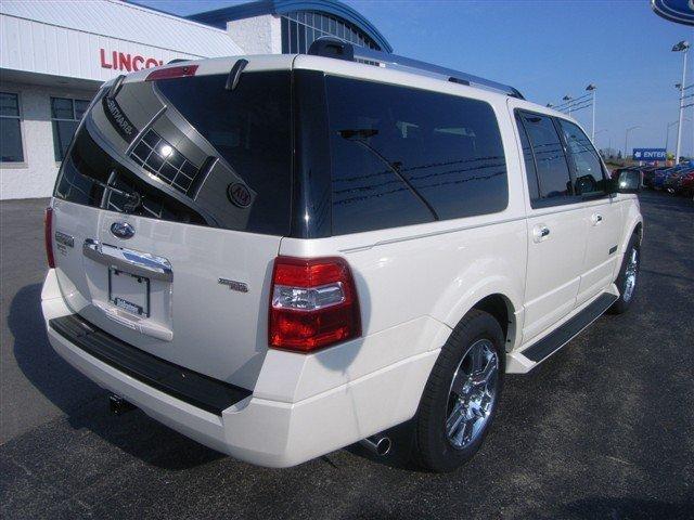 2007 Ford Expedition EL SLT 25