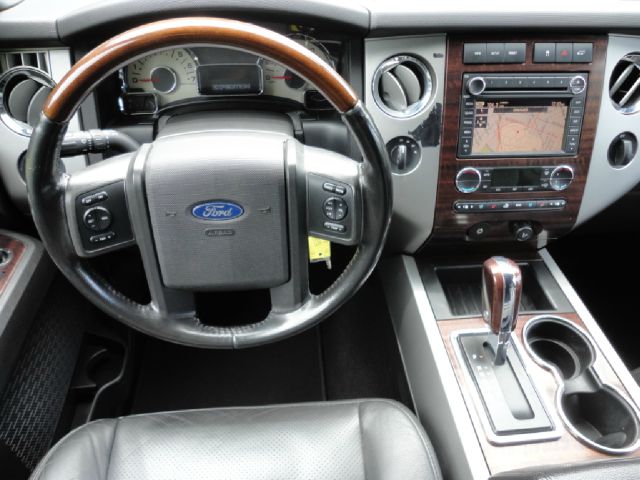 2008 Ford Expedition EL Xtronic CVT LE