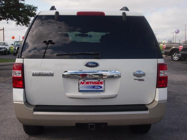 2008 Ford Expedition EL Premier 2WD 4-cyl Auto