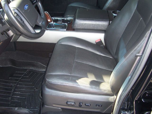 2008 Ford Expedition EL SLT 25