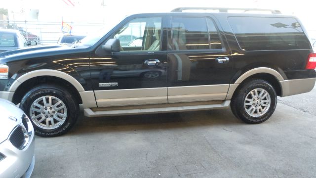 2008 Ford Expedition EL Cavalier