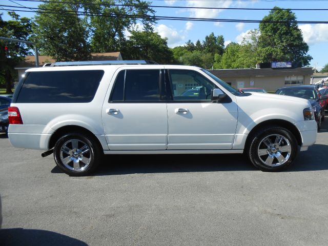 2009 Ford Expedition EL LS Flex Fuel 4x4 This Is One Of Our Best Bargains