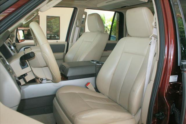 2010 Ford Expedition EL Unknown