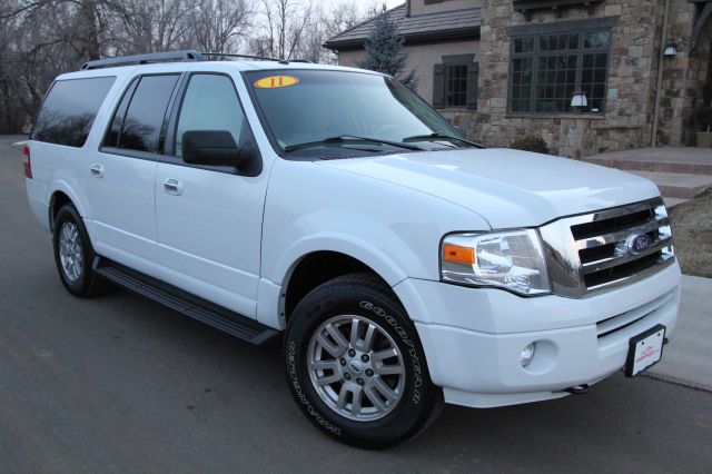 2011 Ford Expedition EL SXT Minivan