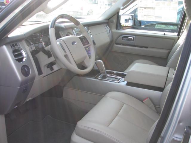 2012 Ford Expedition EL SLT 25