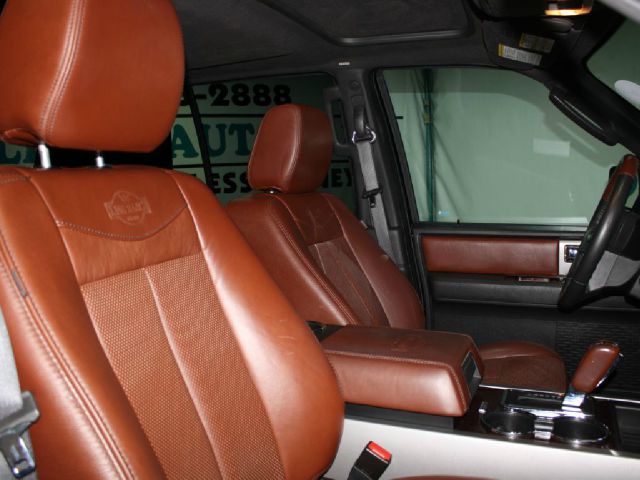 2012 Ford Expedition EL SXT Minivan