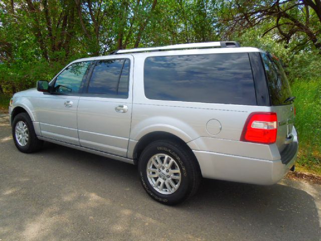 2014 Ford Expedition EL SLT 25