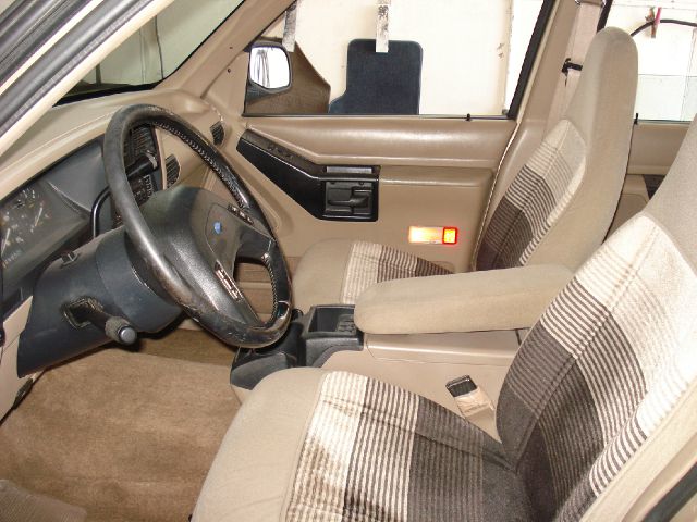 1991 Ford Explorer SLT Mega Cab 4WD