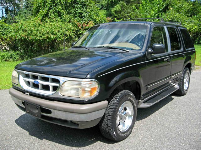1995 Ford Explorer SLT Mega Cab 4WD