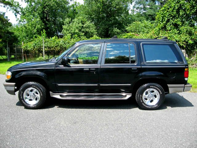 1995 Ford Explorer SLT Mega Cab 4WD