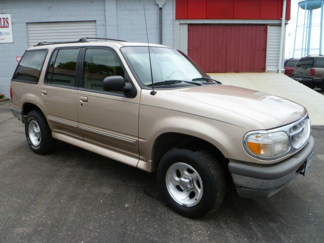 1996 Ford Explorer SLT Mega Cab 4WD