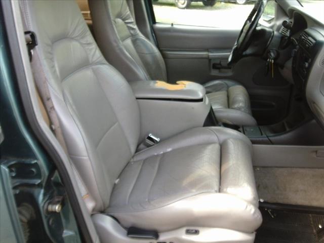 1996 Ford Explorer Service BODY