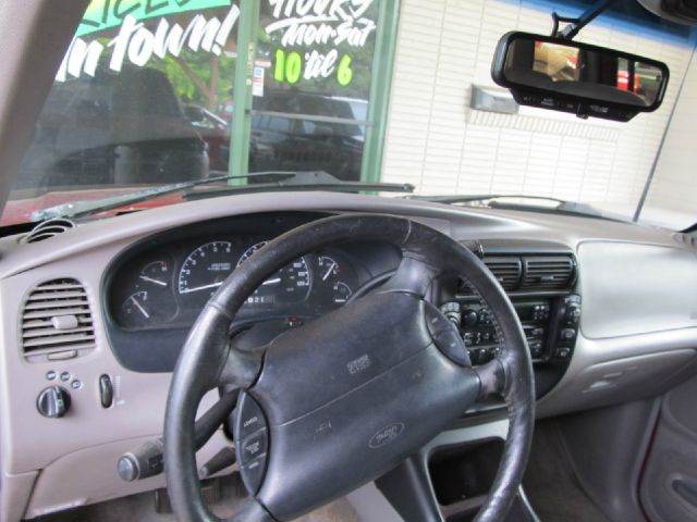 1996 Ford Explorer SLT Mega Cab 4WD