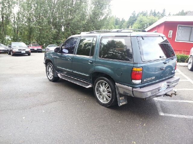 1996 Ford Explorer S2