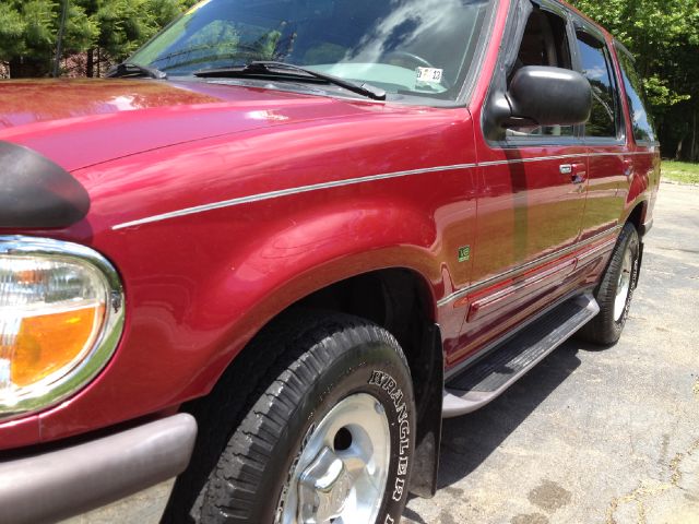 1996 Ford Explorer LS Wagon 4D