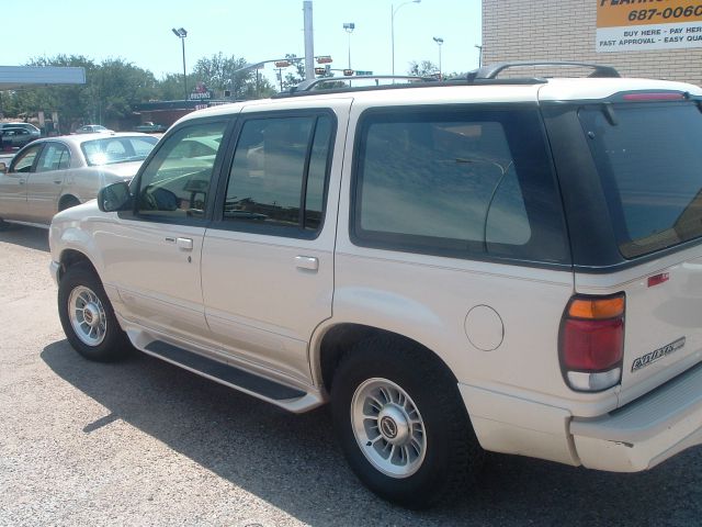1996 Ford Explorer SLT Mega Cab 4WD