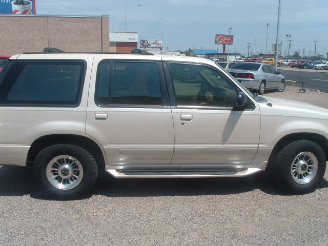 1996 Ford Explorer SLT Mega Cab 4WD