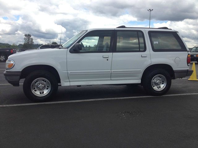 1997 Ford Explorer S2