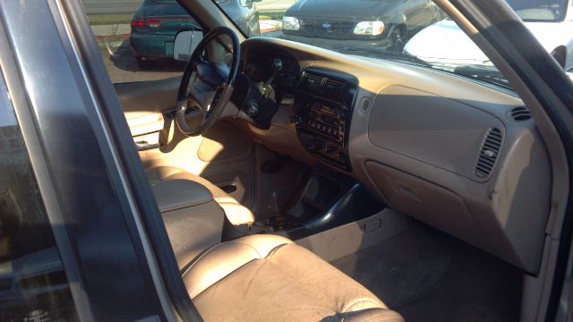1997 Ford Explorer LS Wagon 4D