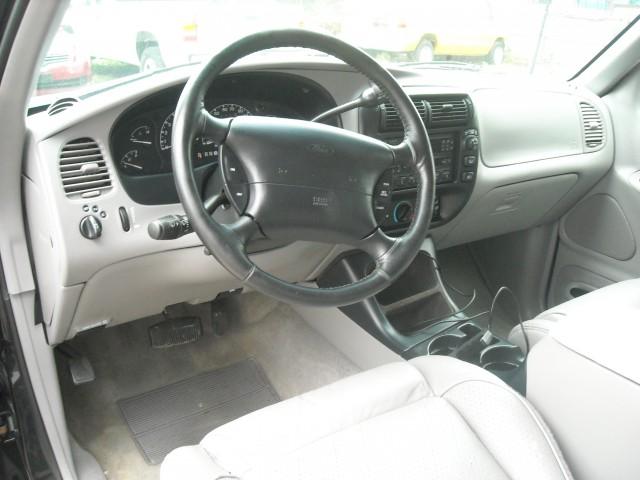 1997 Ford Explorer V15