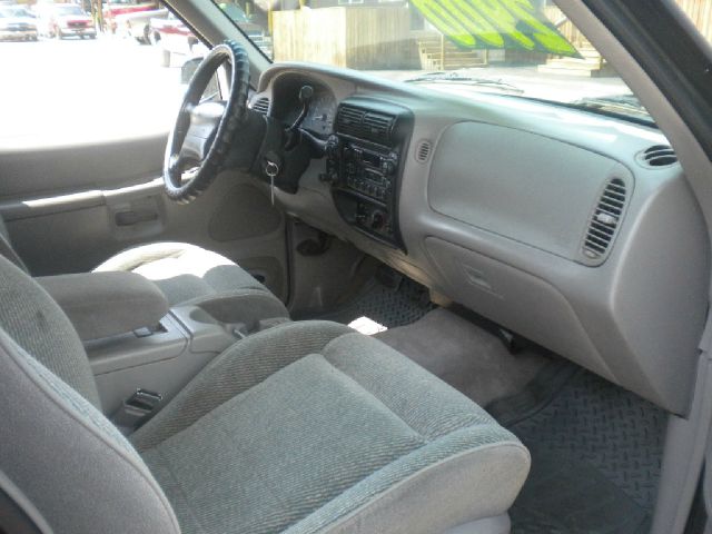 1997 Ford Explorer SLT Mega Cab 4WD