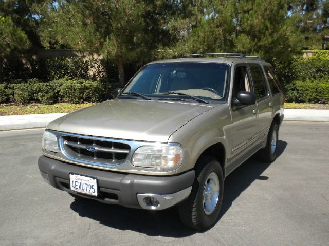 1997 Ford Explorer S2