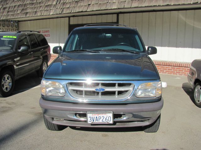 1997 Ford Explorer SLT Mega Cab 4WD