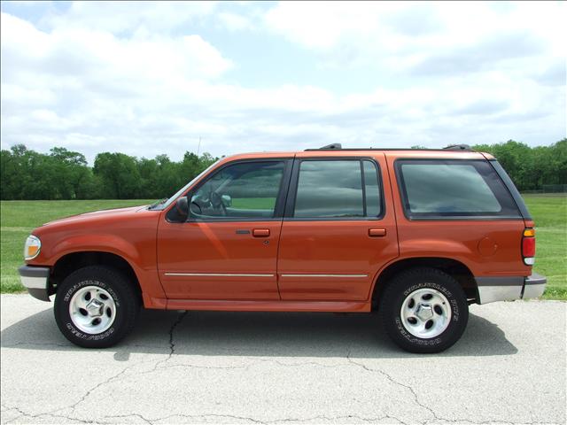 1997 Ford Explorer ESi